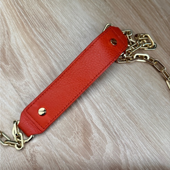 Tory Burch Orange Crossbody Purse with Magnetic Closure - Picture 8 of 11